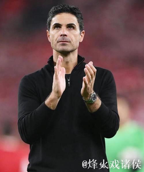 吉鲁称阿森纳四前锋是阿尔特塔的幸运，并期待约克雷斯能取得成功